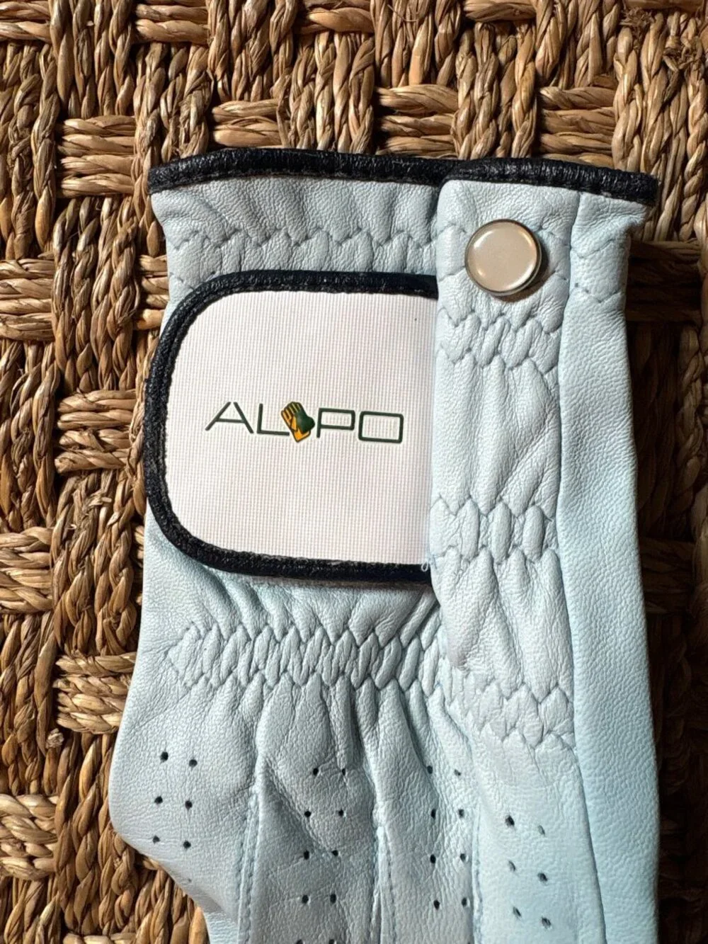 NWT Alpo pale blue cabretta leather golf glove LH